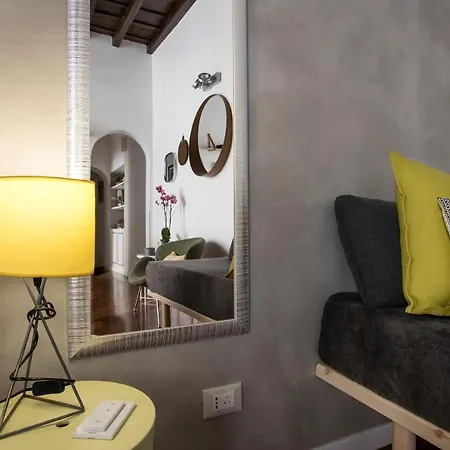 近特雷维喷泉公寓 公寓