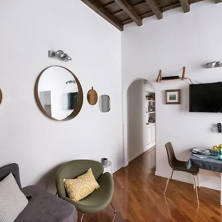 近特雷维喷泉公寓 罗马