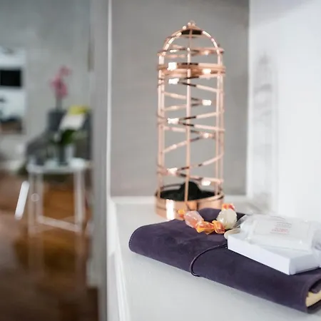 近特雷维喷泉公寓