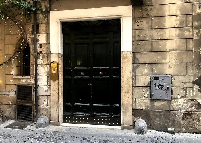 Lägenhet Near Trevi Fountain Rom